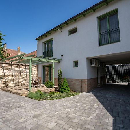 Jokai Apartman Dunafoldvar 외부 사진