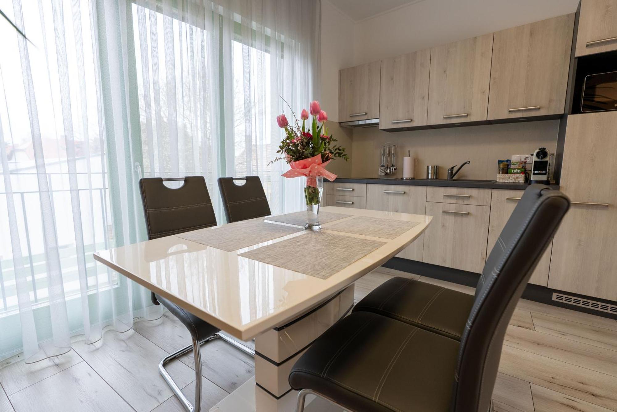 Jokai Apartman Dunafoldvar 외부 사진