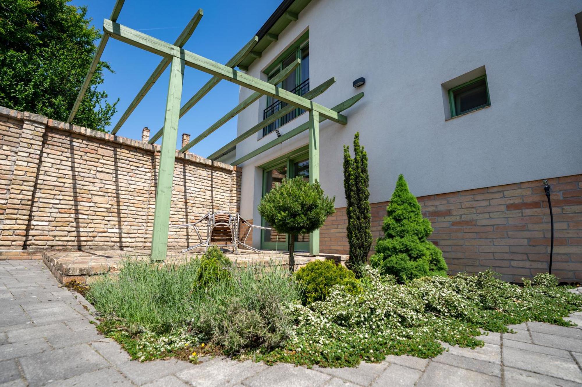 Jokai Apartman Dunafoldvar 외부 사진
